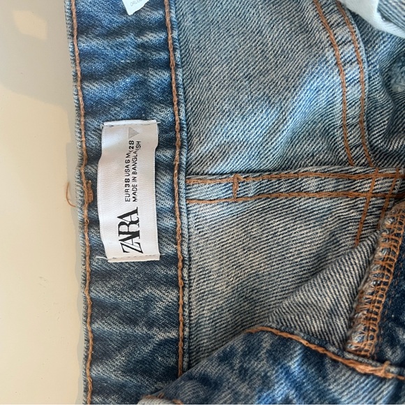 Zara Jean Shorts - Picture 2 of 2